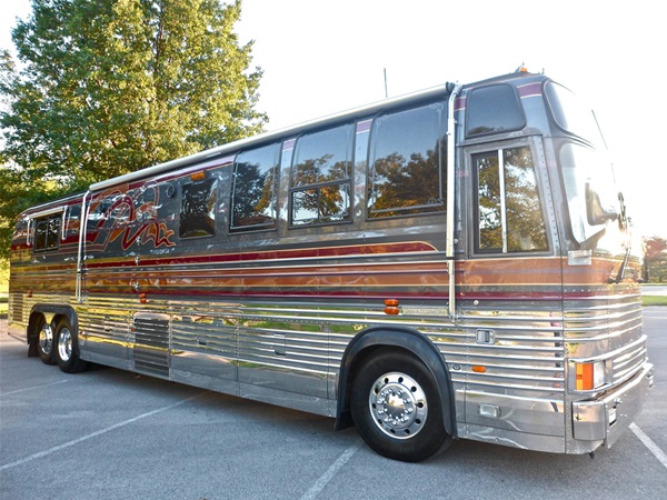 Bus 33