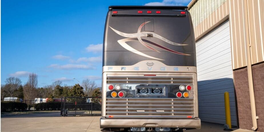 200520Prevost-Stuff20Marathon-04