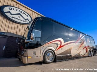 2016-TECH-Featherlite-001_copy1