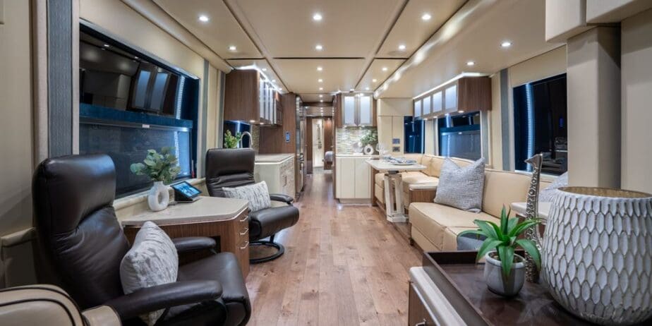 201620TECH20Featherlite-037