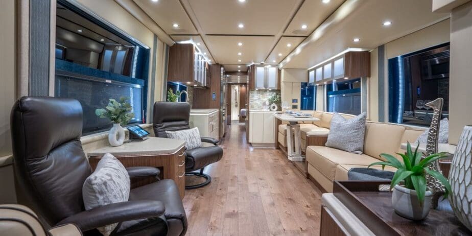201620TECH20Featherlite-040