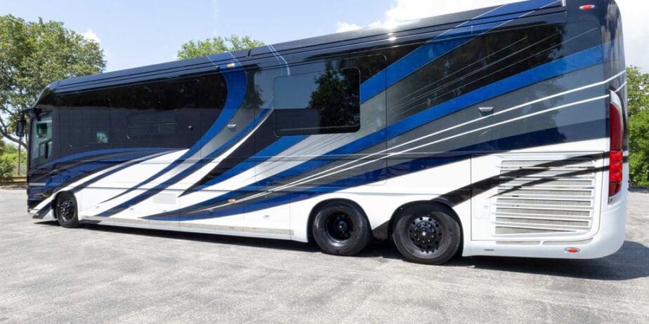 202020Newell20P5020Exterior20SM-08