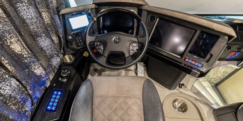 202020Newell20P5020Interior20SM-01