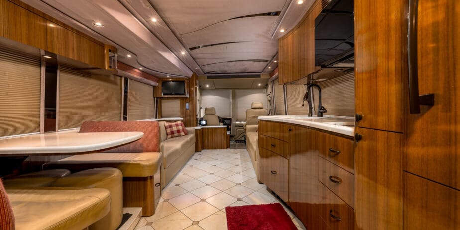 luxury-rv-marathon-coach-1208-022