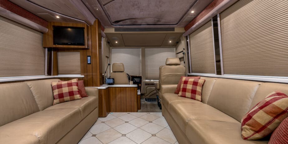 luxury-rv-marathon-coach-1208-023