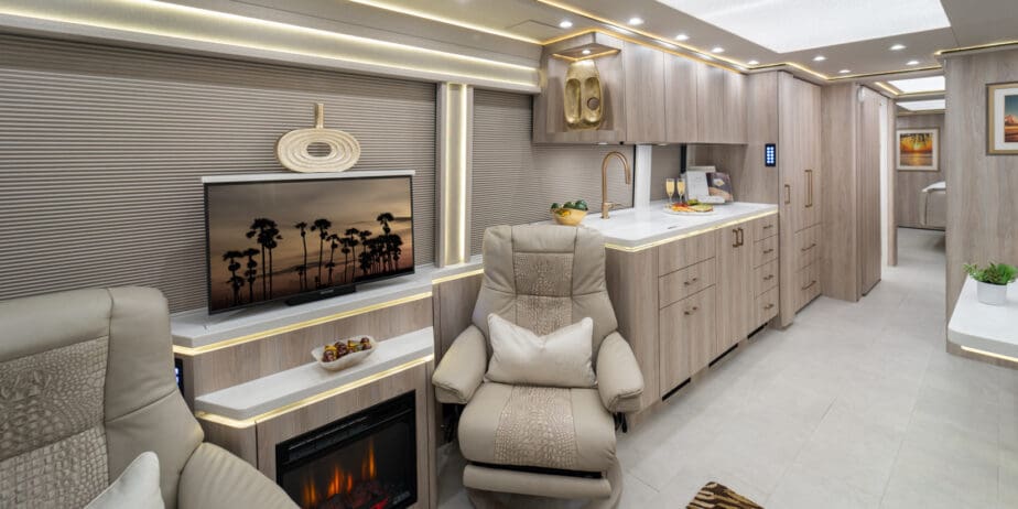 luxury-rv-marathon-coach-1403-002