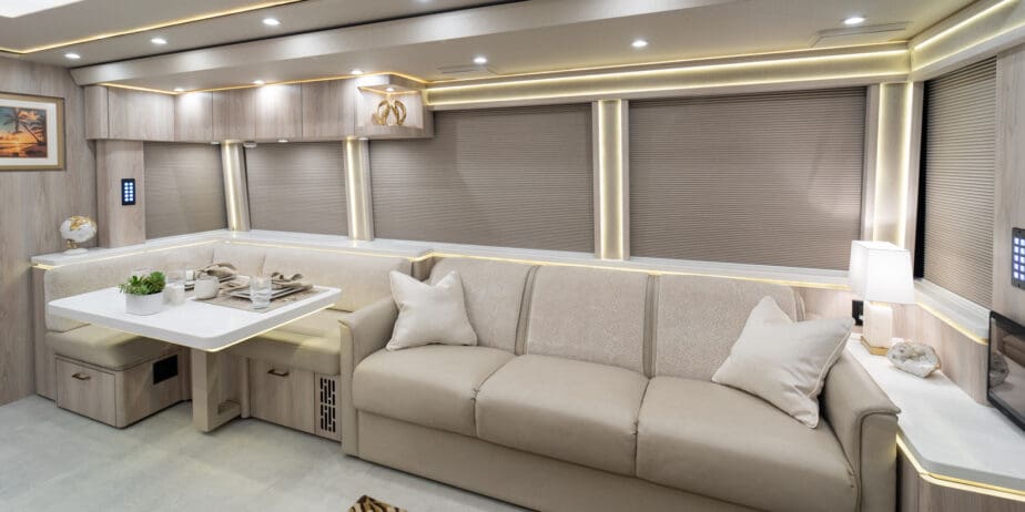 luxury-rv-marathon-coach-1403-003