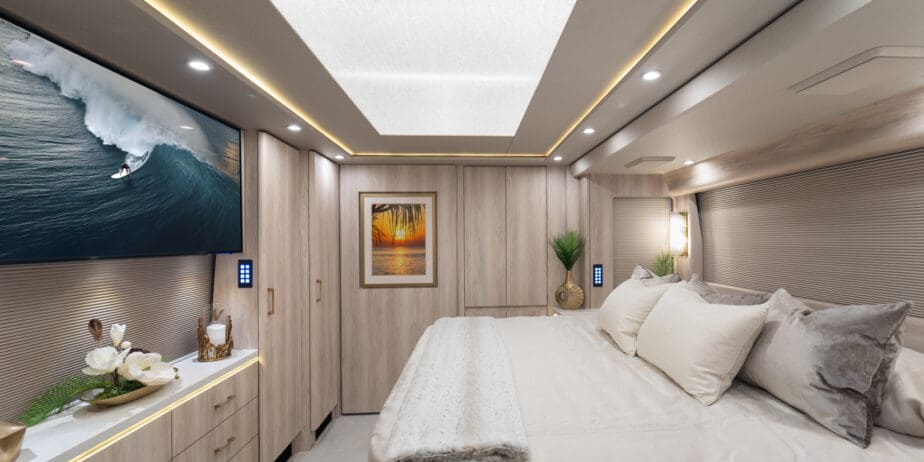 luxury-rv-marathon-coach-1403-010