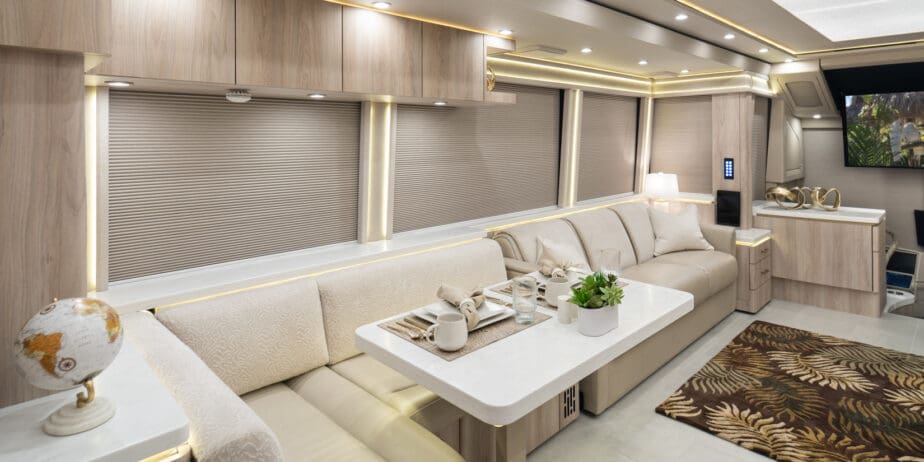 luxury-rv-marathon-coach-1403-018