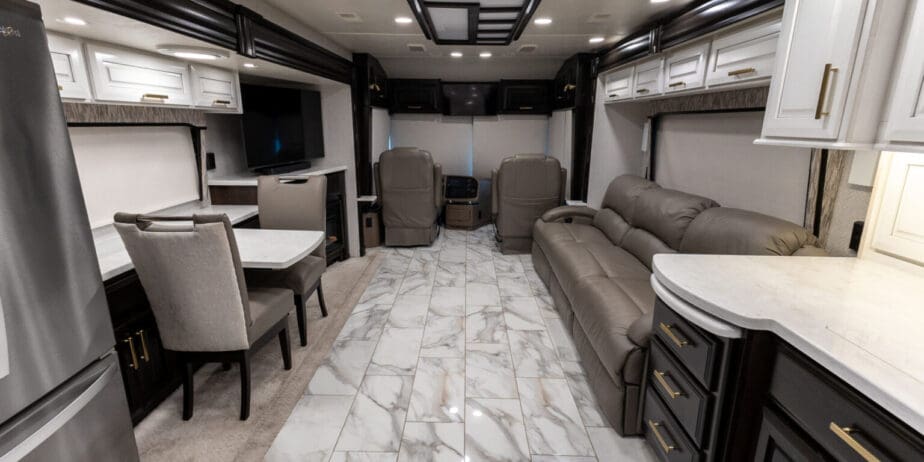 2022-Entegra-Cornerstone-45B-Interior-09-1536x1024-1