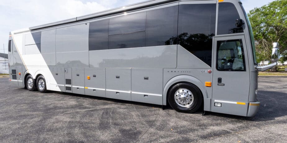 2024-Prevost-Loki-H3-45-Exterior-02