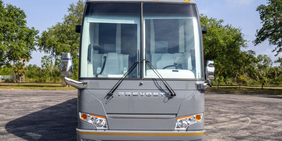 2024-Prevost-Loki-H3-45-Exterior-12