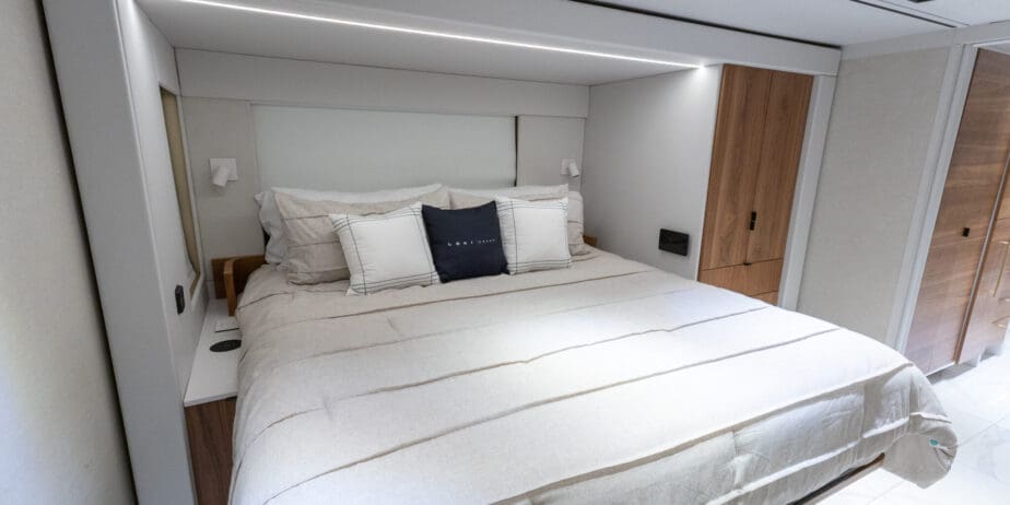 2024-Prevost-Loki-H3-45-Interior-14
