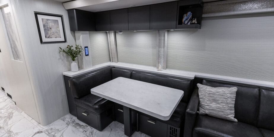 2025-Prevost-Marathon-H3-45-Interior-04