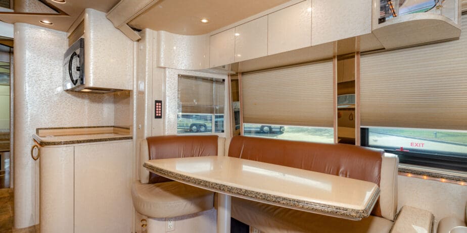 luxury-rv-marathon-coach-1011-006