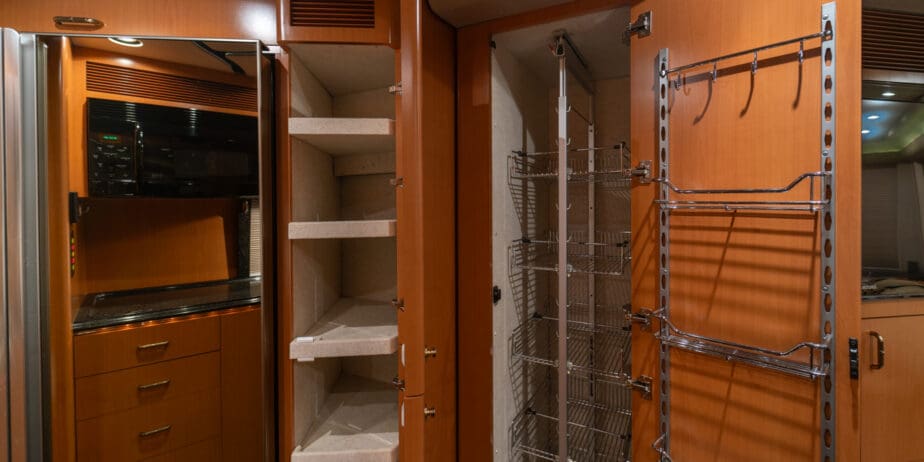 luxury-rv-marathon-coach-959-007