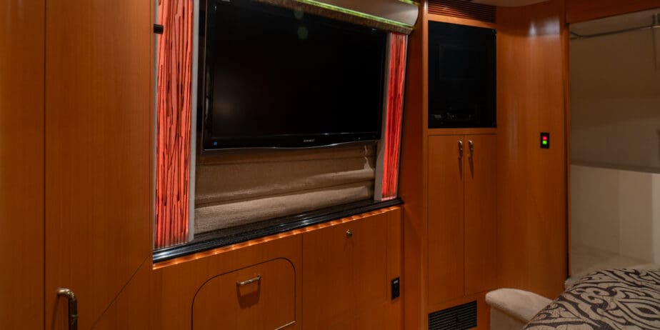 luxury-rv-marathon-coach-959-015