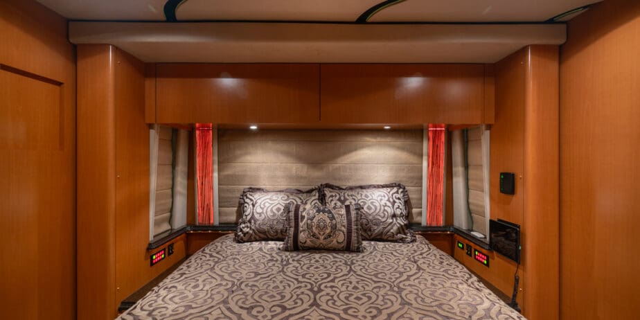 luxury-rv-marathon-coach-959-017