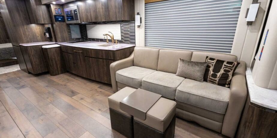2019-Newell-P50-2349-Interior-SM-03_copy1