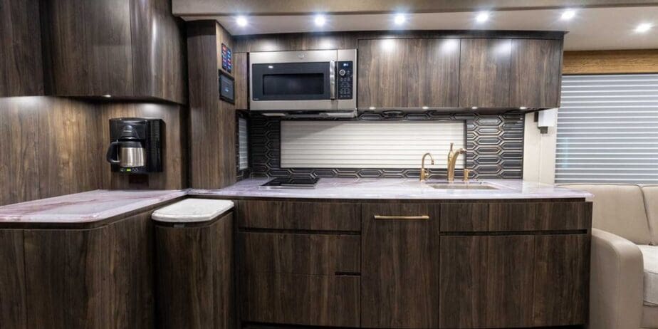2019-Newell-P50-2349-Interior-SM-05_copy1