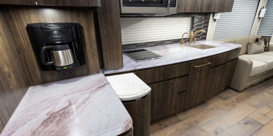 2019-Newell-P50-2349-Interior-SM-06_copy1