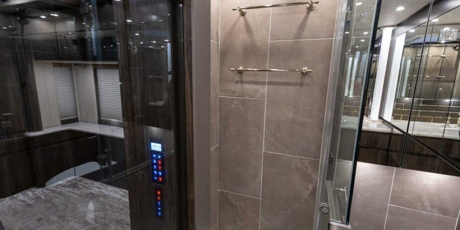 2019-Newell-P50-2349-Interior-SM-17_copy1