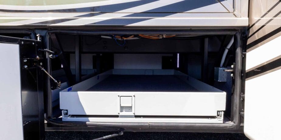 2021-Newmar-Dutch-Star-4326-Outside-13