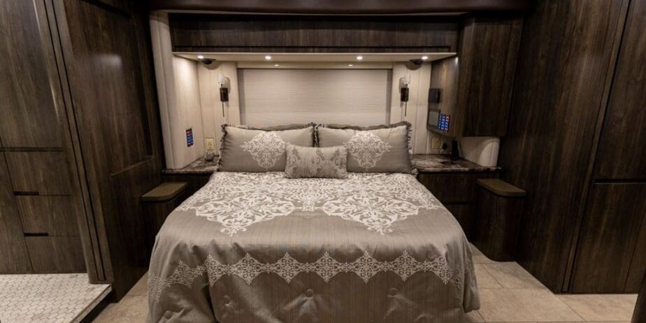 2440_Interior-13