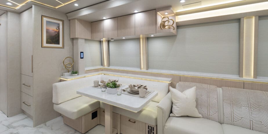 luxury-rv-marathon-coach-1406-006