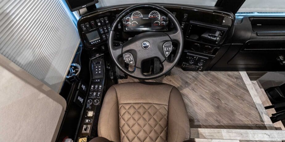 2021-Prevost-Emerald-Interior-SM-01