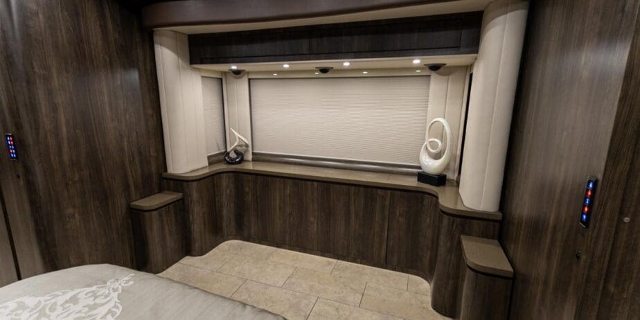 2440_Interior-19
