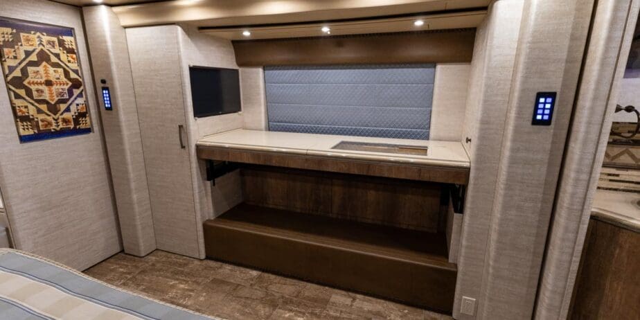 2561_Interior-15