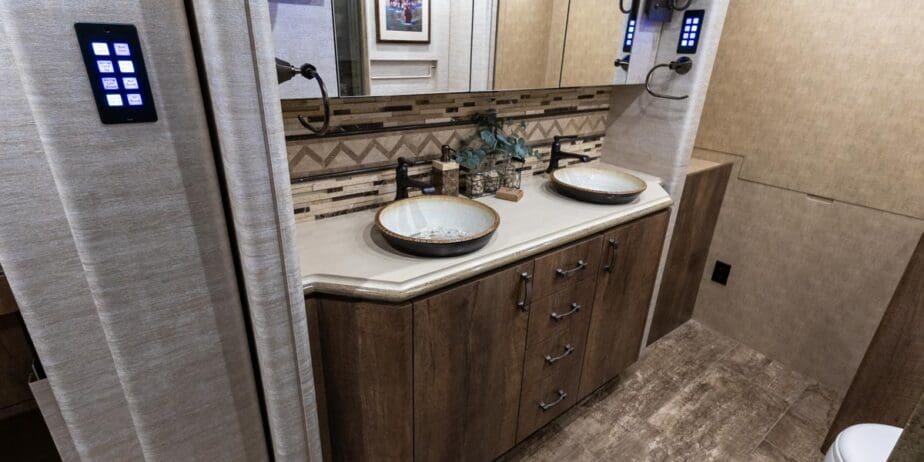2561_Interior-16