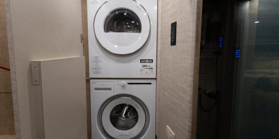 2561_Interior-19