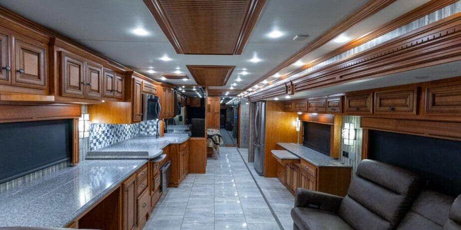 2562_Interior-02