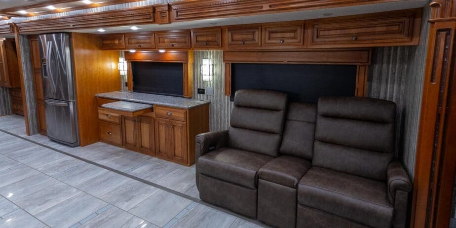 2562_Interior-03