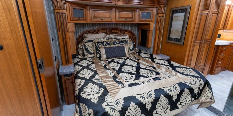 2562_Interior-12