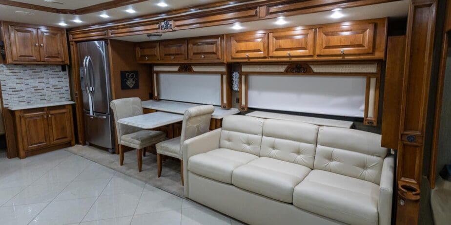 2585_Interior-03