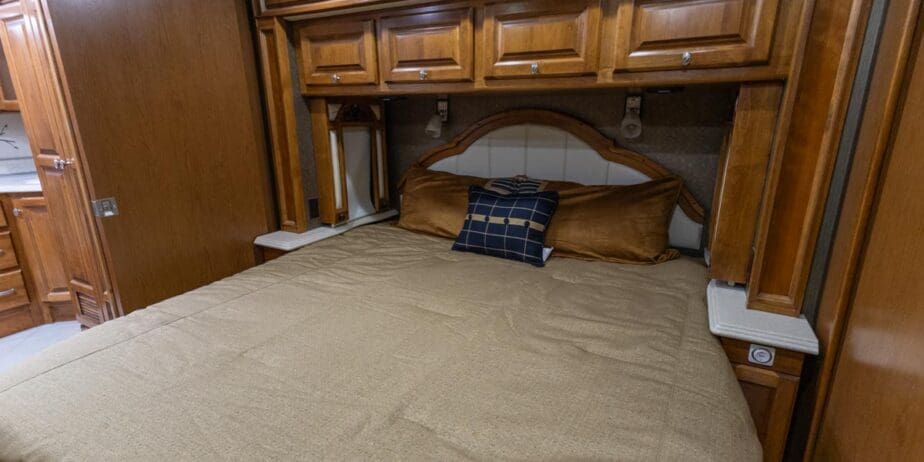 2585_Interior-12