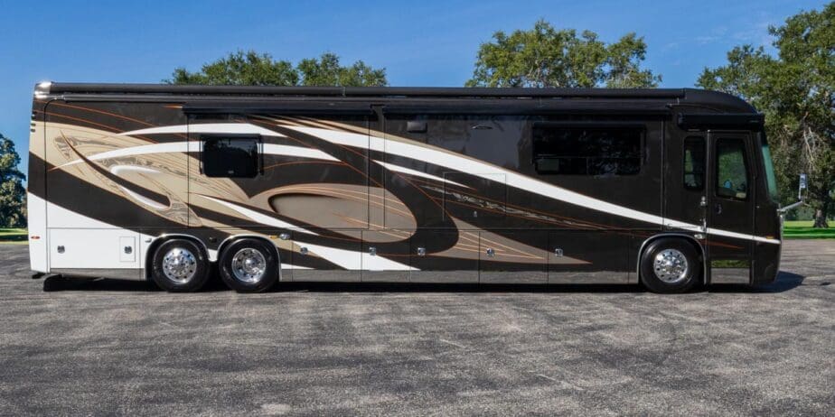 2599_Exterior-03