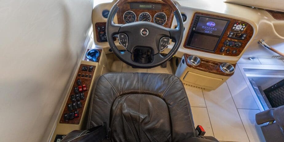 2599_Interior-01