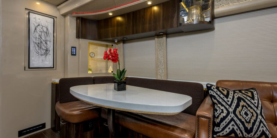 luxury-rv-marathon-coach-1258-006