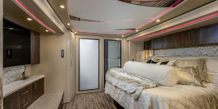 luxury-rv-marathon-coach-1258-010