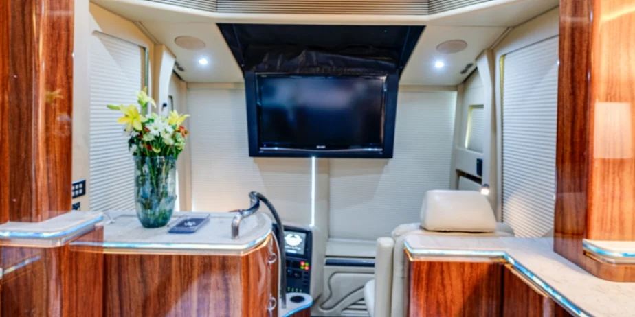 marathon_771_interior_1