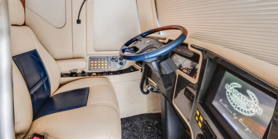 marathon_771_interior_34