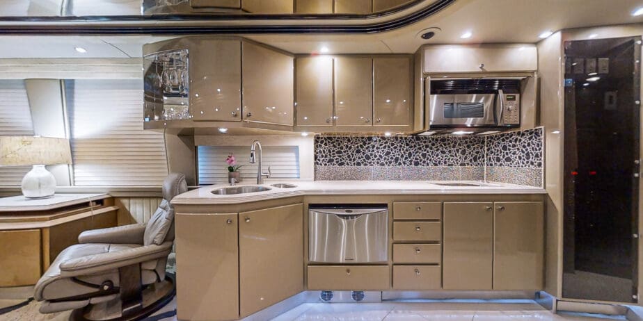 2004-Country-Coach-15