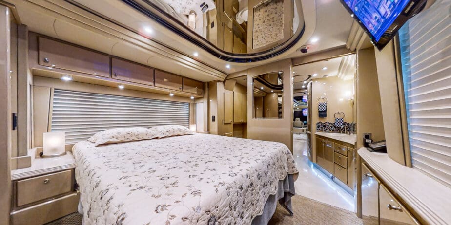 2004-Country-Coach-26