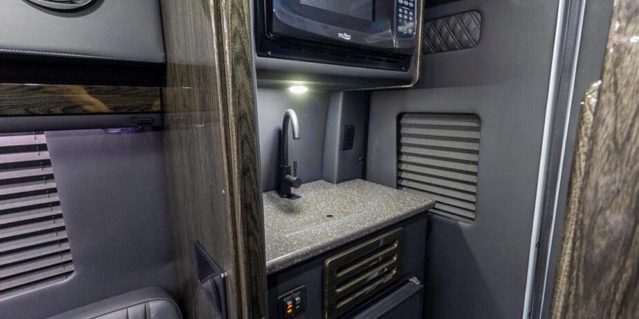 2464_Interior-11