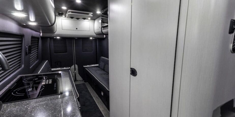 2467_Interior-06