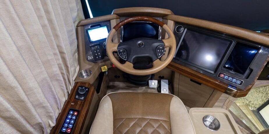 2507_Interior-01